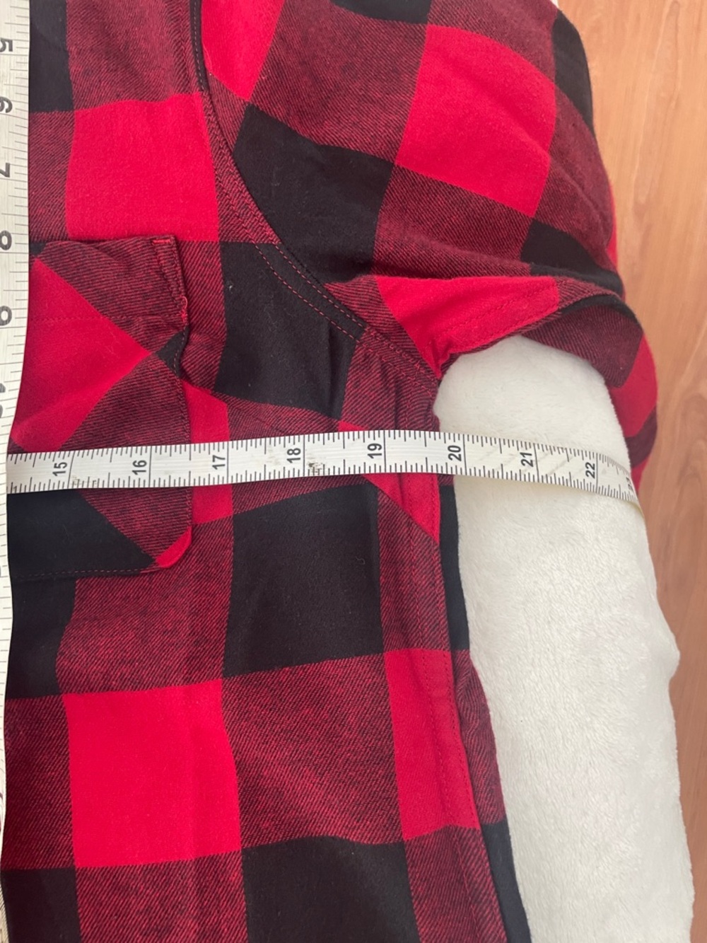 Eddie Bauer Red and Black Plaid Button-Up Shirt - Picture 6 of 8